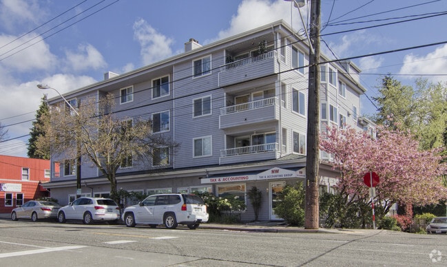 Foto del edificio - 8626 Roosevelt Way NE