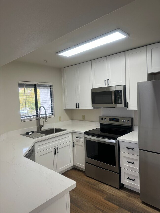 Foto del edificio - 2 Bedroom 2 Bathroom