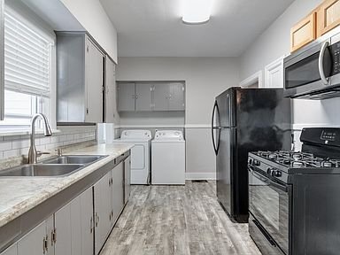 Building Photo - 1800 Mignon Ave