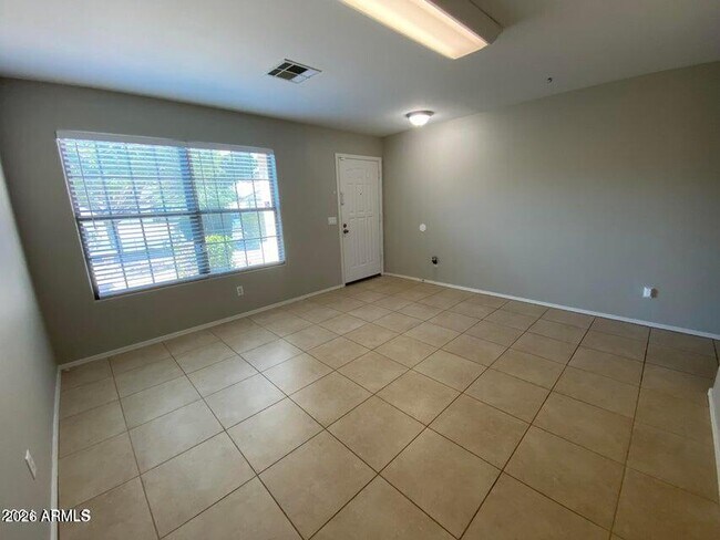Foto del edificio - 8955 W Charleston Ave