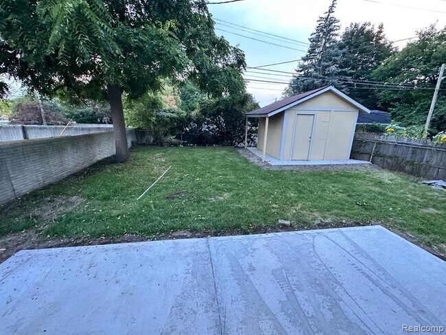 Building Photo - 20731 Ontaga St