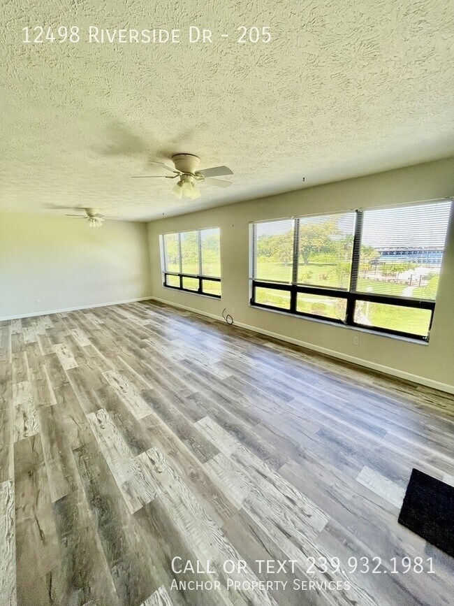 Building Photo - 12498 Riverside Dr