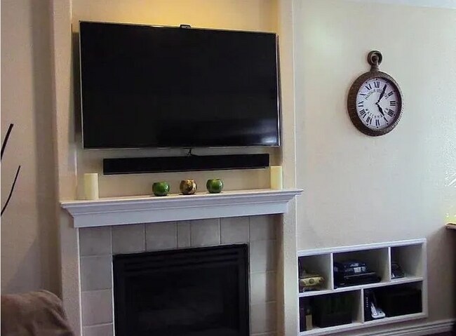 Foto del edificio - 8830 Shoal Creek Ln