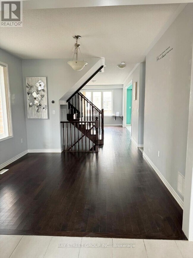 Photo du bâtiment - 1091 Biason Cir