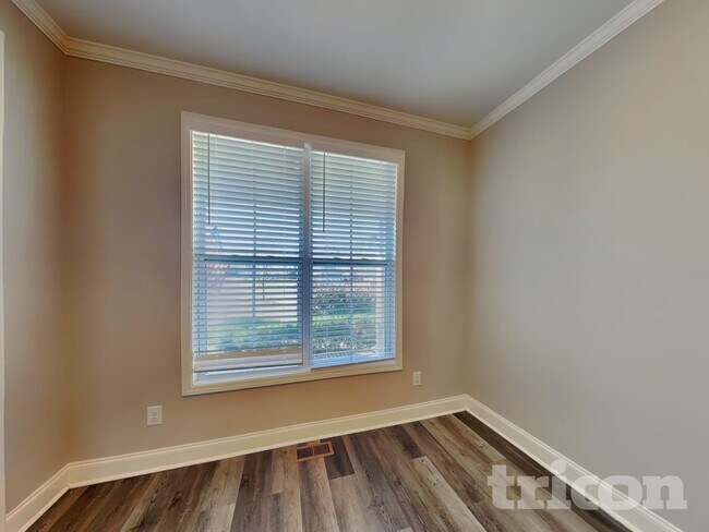 Foto del edificio - 3020 Plantation Glen Dr