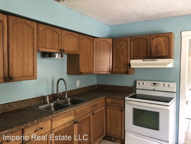 Building Photo - 2 br, 1 bath House - 1609 E Linden Ave