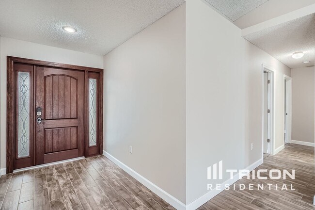 Foto del edificio - 1036 Malletwood Dr