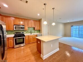 Building Photo - 2214 Ramapo Ct