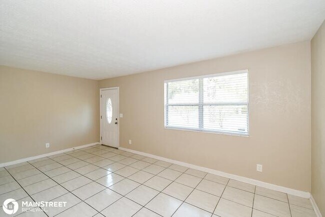 Building Photo - 6430 Lucente Dr, Jacksonville, FL 32210