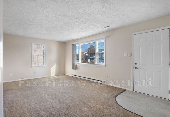 Building Photo - 204 N Juniper Ave