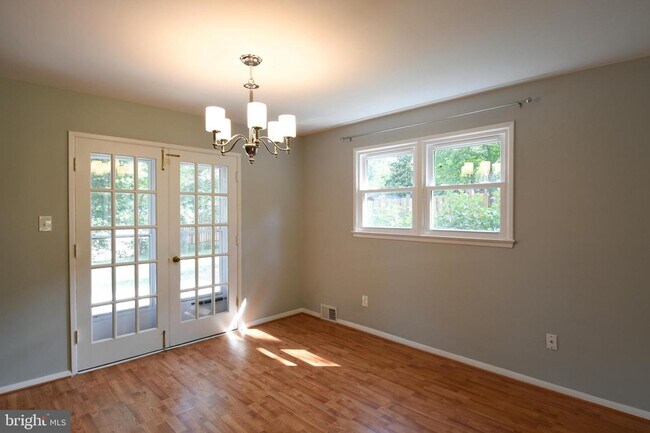 Building Photo - 6008 Loretto St