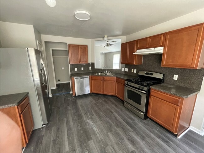 Building Photo - 1226 Bantry Meadow Dr