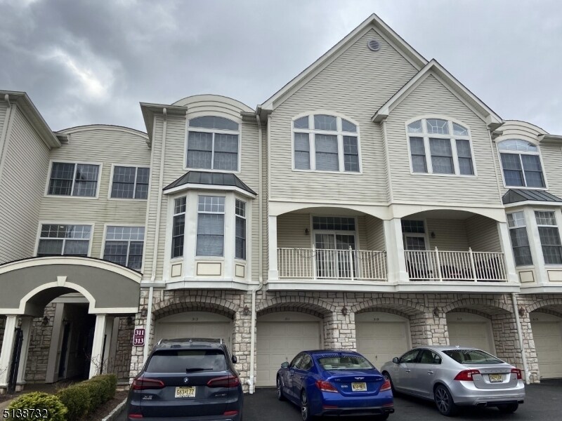 311 Kensington Ln, Livingston, NJ 07039 Room for Rent in Livingston