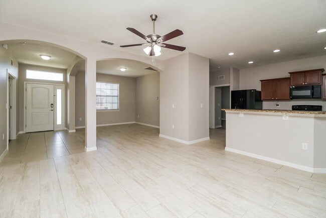 Building Photo - 4516 Manica Dr