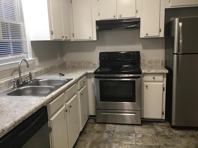 Foto del edificio - 303 Park Ln