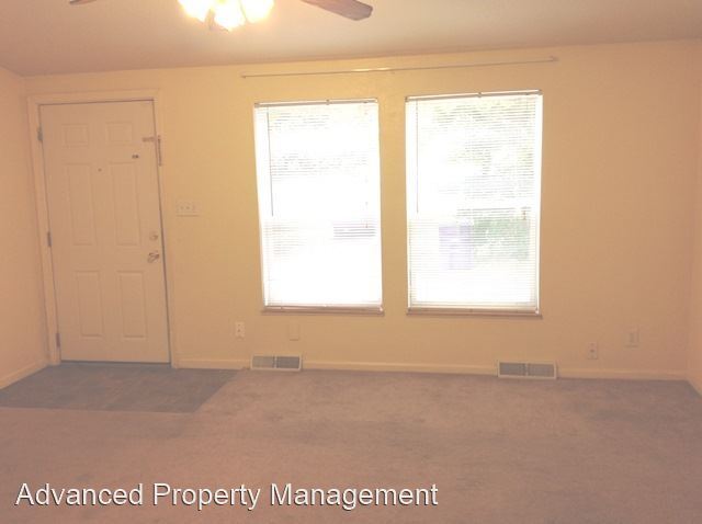 Building Photo - 3 br, 2 bath House - 410 S. Manhattan Ave.