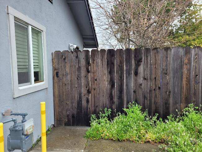 Foto del edificio - 1151 Viewpointe Blvd