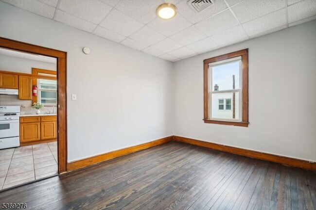 Foto del edificio - 410 E Kinney St