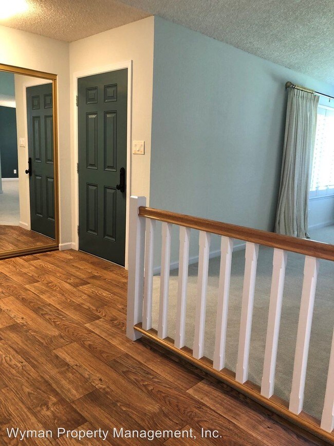 Building Photo - 4 br, 2.5 bath House - 1127 Morningside Drive