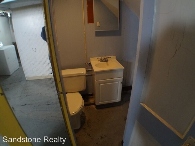 Foto del edificio - 3 br, 1.5 bath House - 3436 West 123rd St