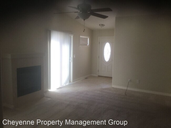 Building Photo - 2 br, 2 bath House - 5927 Crow Rd.