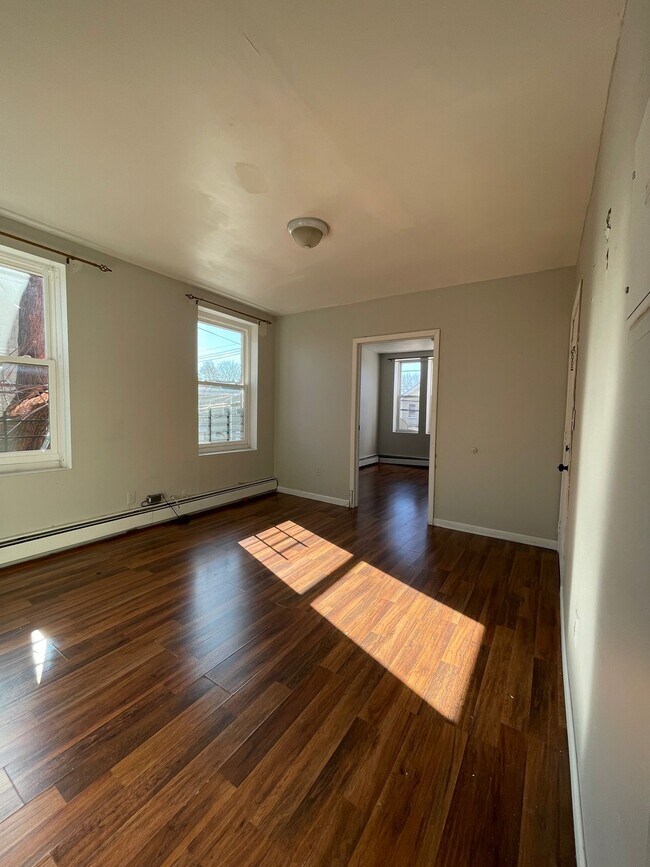 Building Photo - 112 Greenville Ave