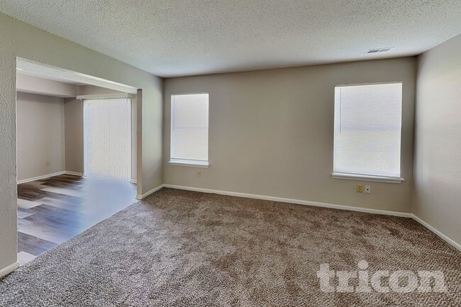 Building Photo - 4244 Village Trace Dr