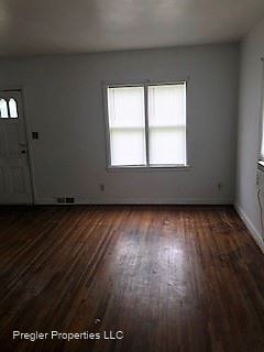 Building Photo - 2 br, 1 bath House - 1411 W 9th St