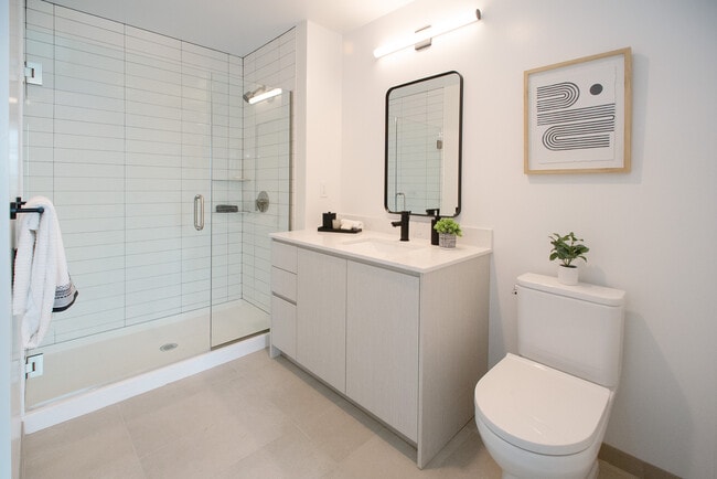 Building Photo - The Residences Water Square