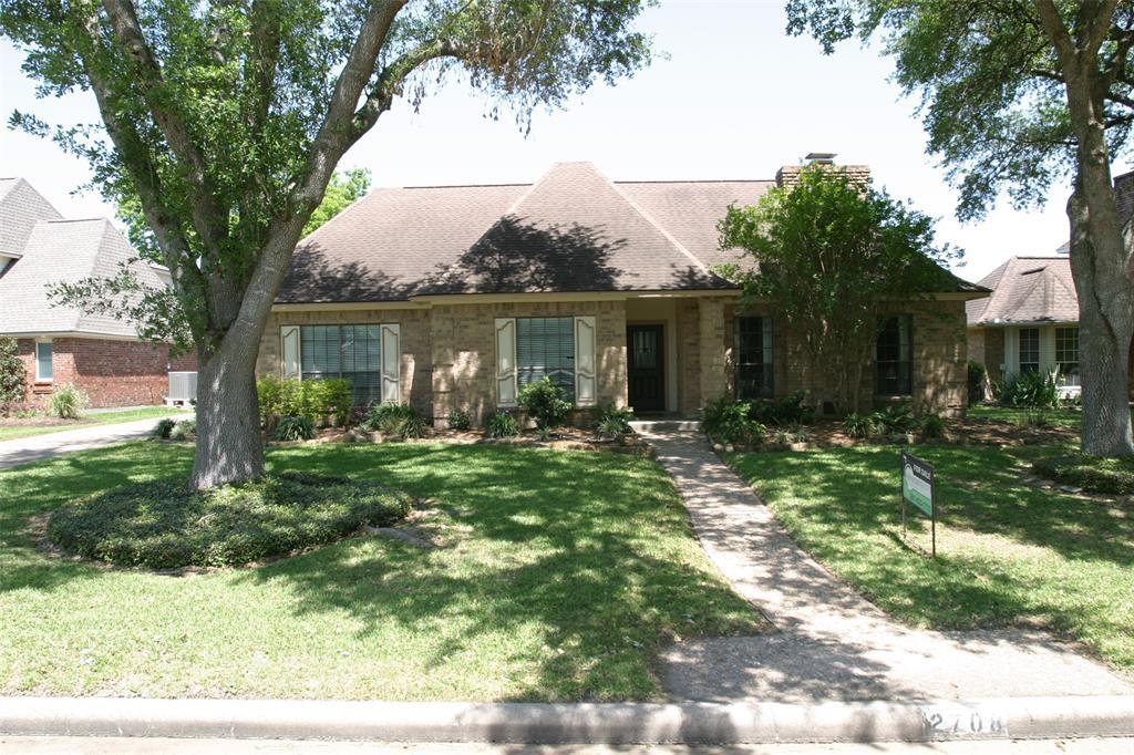 Foto principal - 2708 St Andrews Pl