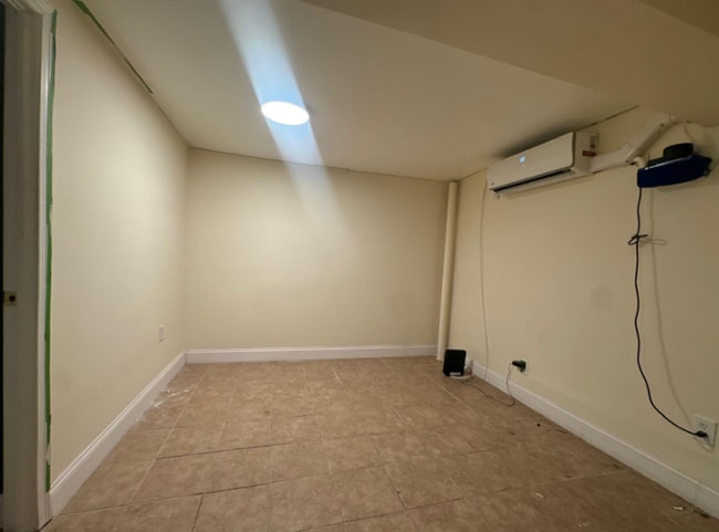 Foto del edificio - 111 Remsen Ave
