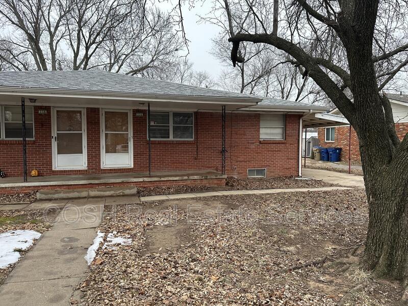 Primary Photo - 236 N 1st St