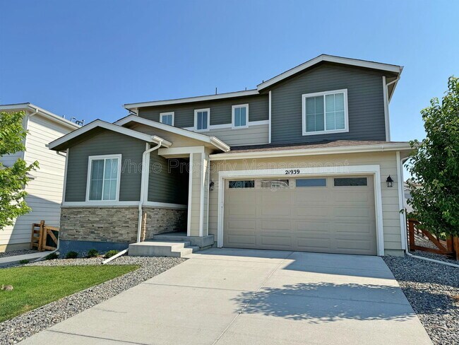 Foto del edificio - 21939 E Stanford Cir