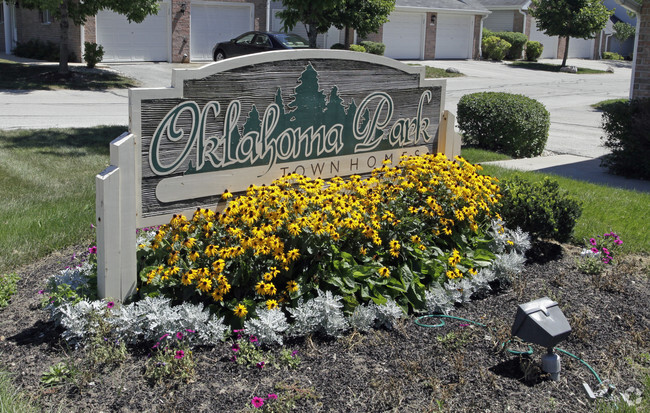 Parque Townhomes de Oklahoma - Oklahoma Park Townhomes