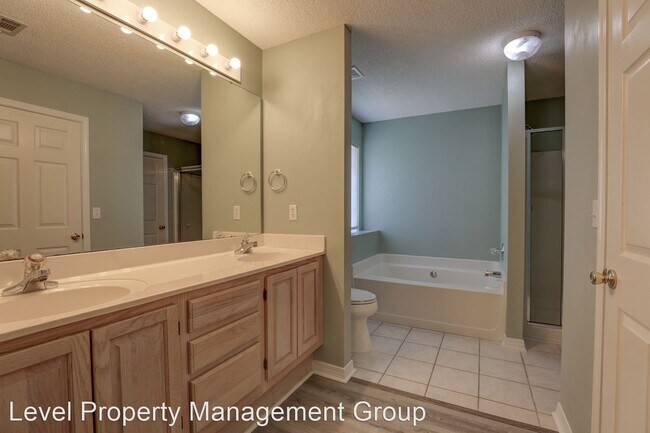 Building Photo - 3 br, 2 bath House - 20860 Lowry Drive