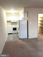 Building Photo - 114 Park Ave