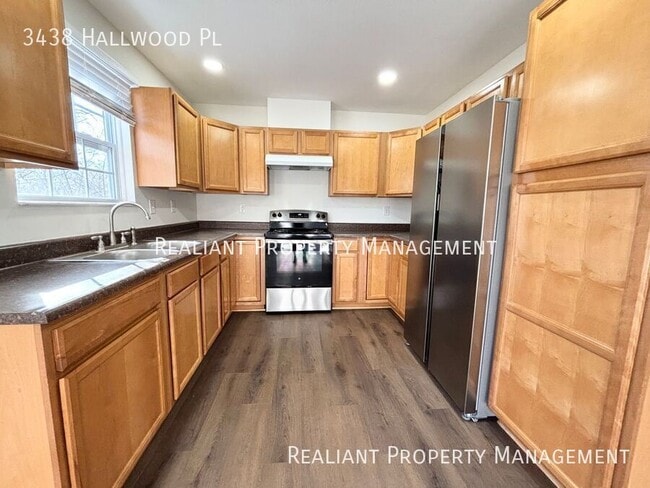 Building Photo - 3438 Hallwood Pl