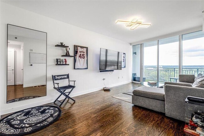 Foto del edificio - 3388 Peachtree Rd