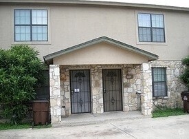 Building Photo - 7547 Windsor Oaks