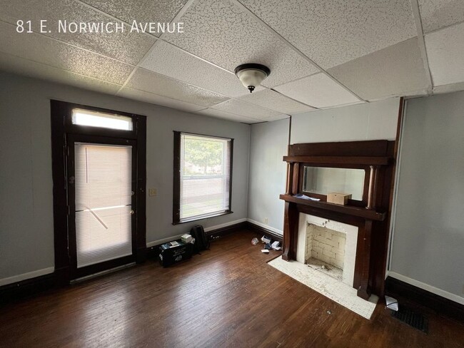 Building Photo - 81 E Norwich Ave