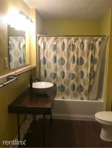 Building Photo - 2 br, 1 bath Apartment - 1863 Coventry Rd
