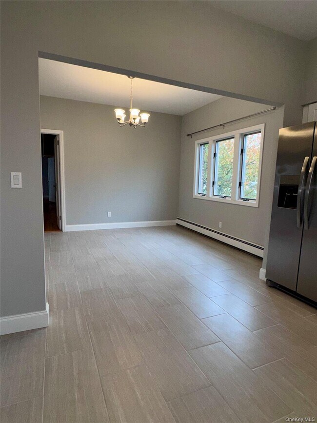 Building Photo - 68 Wolfle St