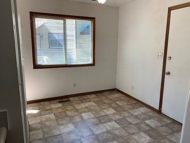 Foto del edificio - 4210-4212 Harris St