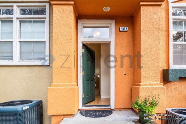 Building Photo - 3583 Madison Common