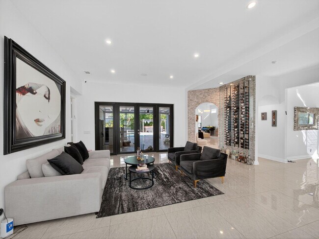 Foto del edificio - 125 Pembroke Dr