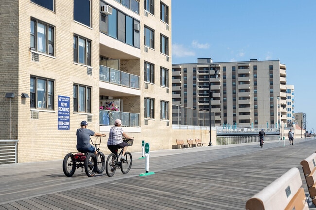The boardwalk in nearby Long Beach is a very popular destination for residents of Oceanside.