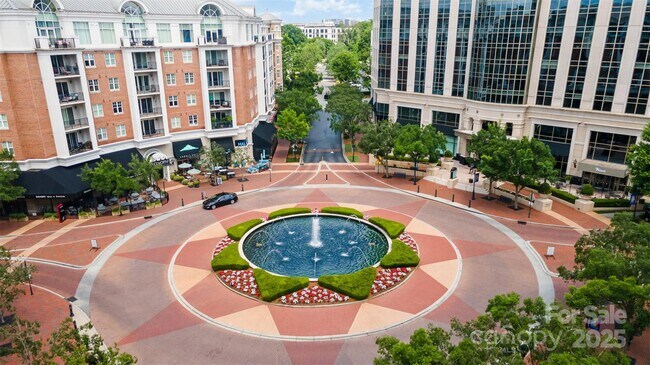 Foto del edificio - 4625 Piedmont Row Dr