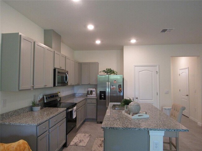 Building Photo - 1193 Lido Dr