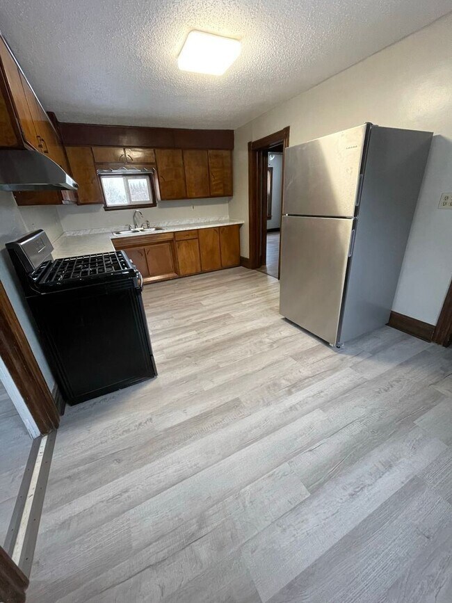 Foto del edificio - 3 br, 1 bath House - 11521 Comer Rd