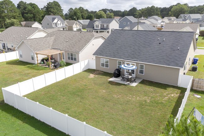 Building Photo - 508 Arbor Dr